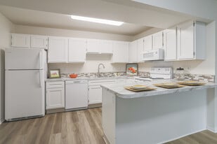 Interior Photo - Oak Forest Apartments
