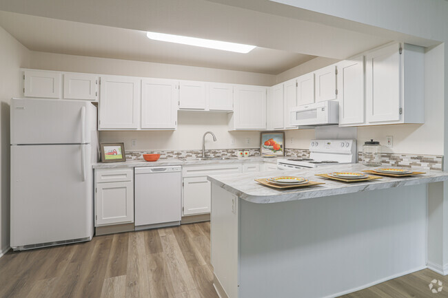 Interior Photo - Oak Forest Apartments