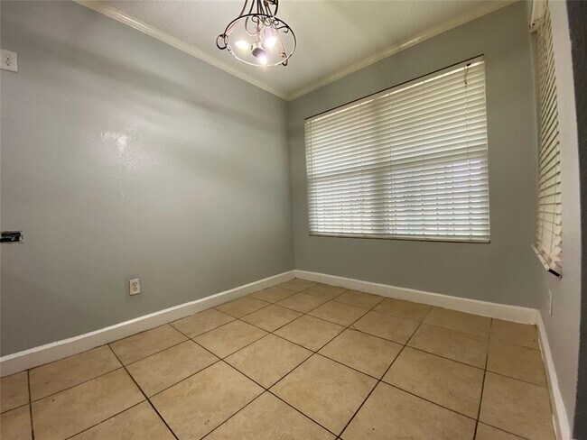 Building Photo - 6502 Briar Terrace Dr