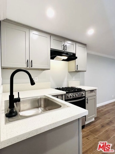 Building Photo - 14236 1/2 Tiara Street Unit