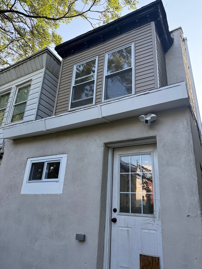 Building Photo - 2235 N Van Pelt St