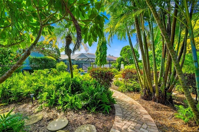 Building Photo - 9721 Majestic Way