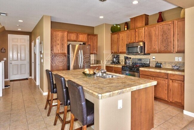 Building Photo - 2348 Tedeschi Dr