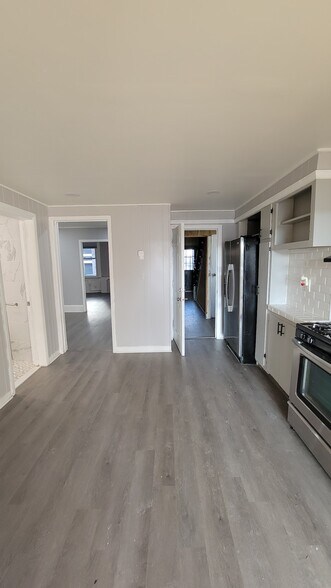 Building Photo - 6116 Palisade Ave