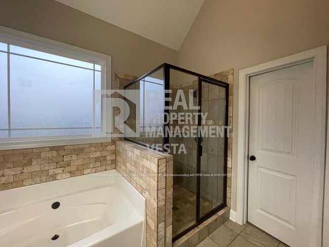 Building Photo - 904 Rainbow Springs Rd