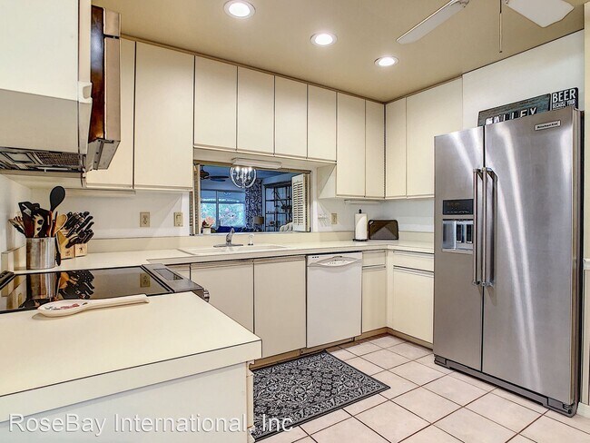 Building Photo - 4445 Oakley Greene