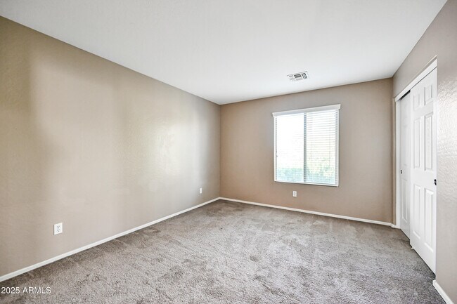 Building Photo - 15342 W Windsor Ave