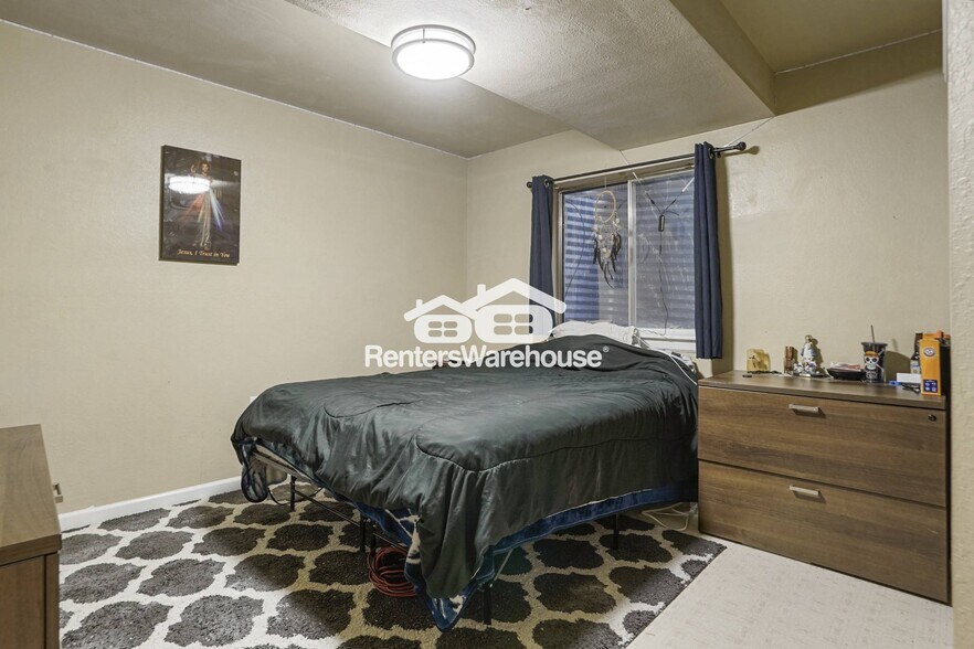 Building Photo - 12947 S Molly Ct