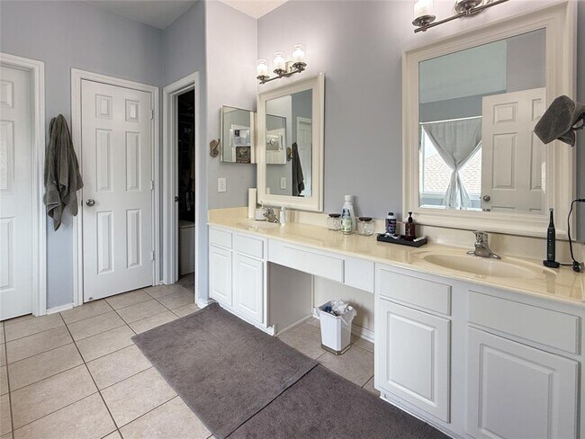 Building Photo - 21822 Pepperberry Trail