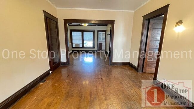 Building Photo - Historic and Unique 2 Bedroom, 1 Bathroom ...