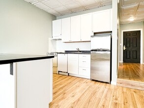 Building Photo - Discover Skyway Connected: Luxury Living in Downtown Minneapolis for $1,199/month!