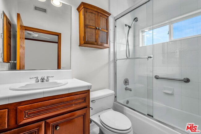 Building Photo - 16730 Calle De Catalina