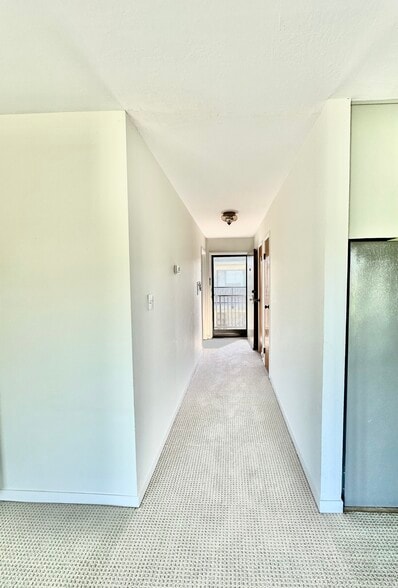 Building Photo - 3877 Howe St