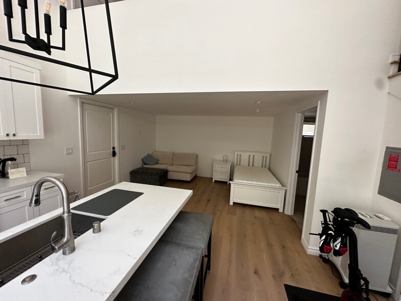 Building Photo - 12206 Falkirk Ln