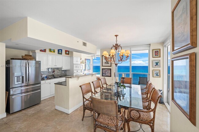 Building Photo - 4775 Collins Ave