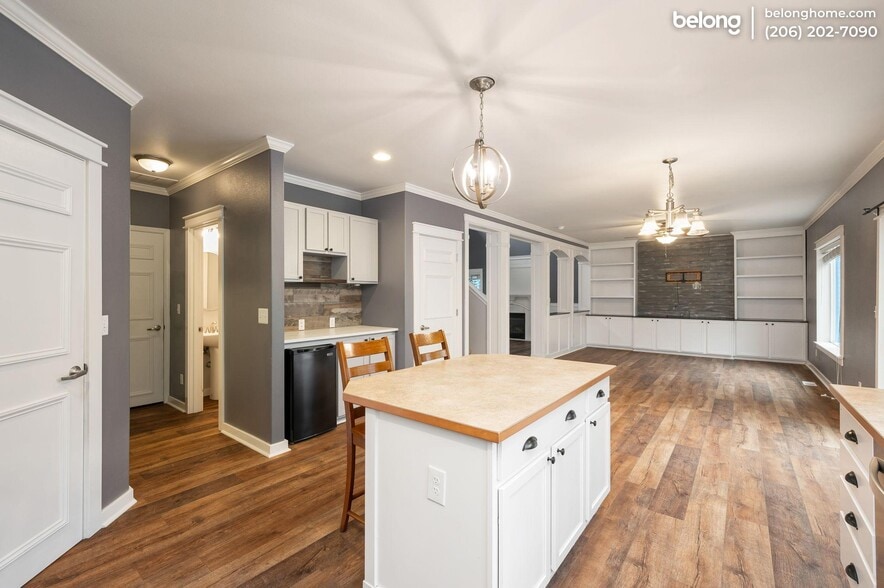 Building Photo - 15010 68th Ave E