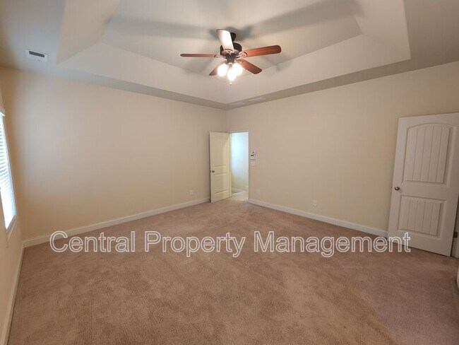 Building Photo - 265 Meadow Blossom Way