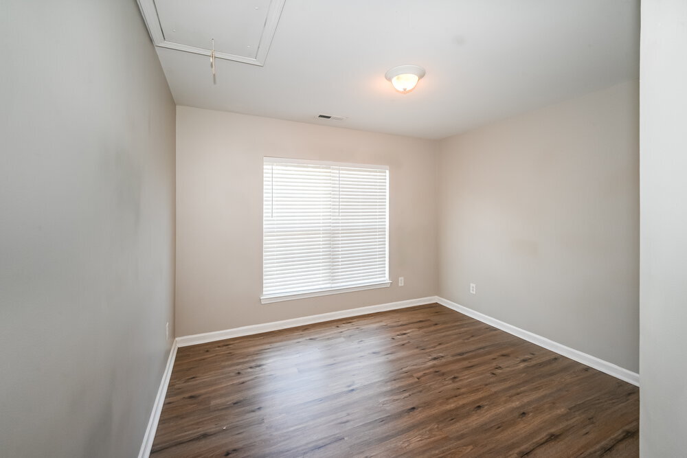 Building Photo - 7215 Hathaway Ct