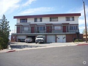 Building Photo - GREAT VIEWS - CLOSE TO UNR AND RANCHO SAN ...