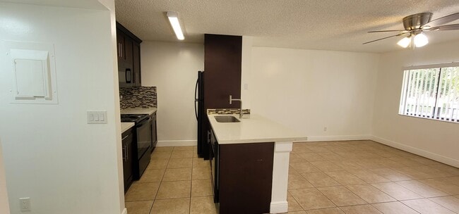 Building Photo - 1824 Meadows Cir W