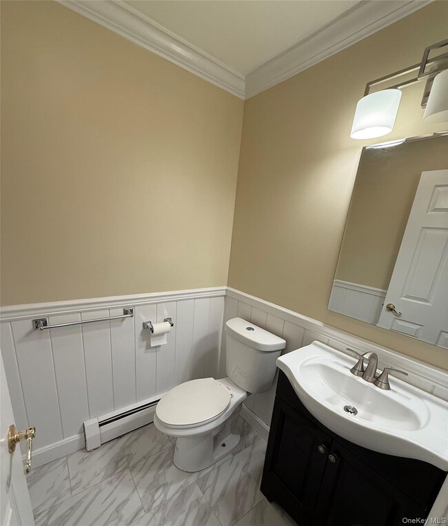 Building Photo - 114 Sterling Ave