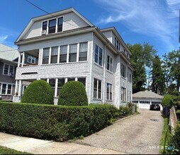 Building Photo - 82 Scofield Ave