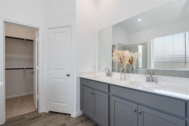 Building Photo - 6611 Canary Knl Ct