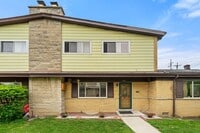 Building Photo - 419 Glenshire Rd