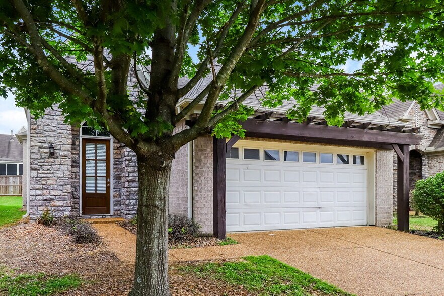 Building Photo - 7575 Glen Creek Ln