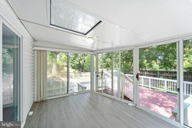 Building Photo - 12312 Streamvale Cir