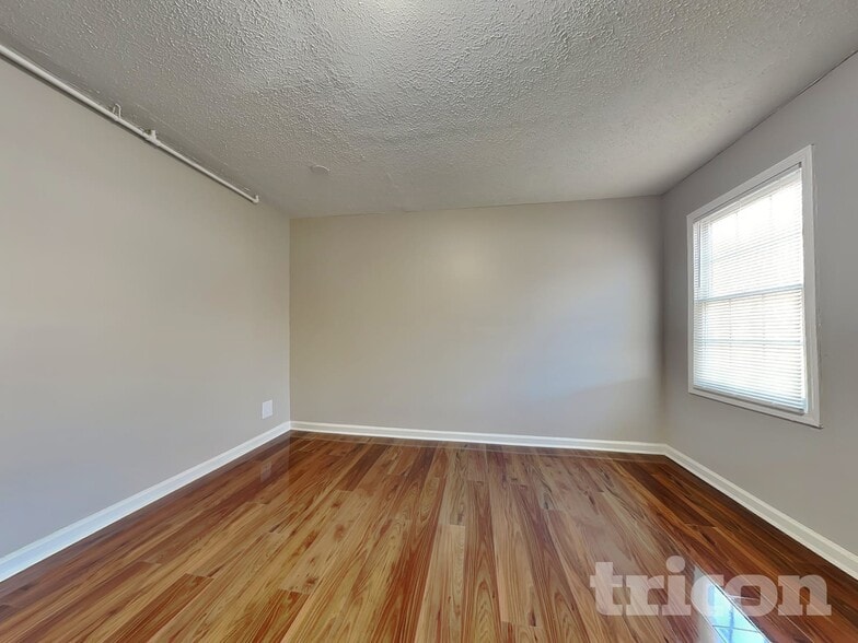 Building Photo - 5152 Rosetrace Cove SW