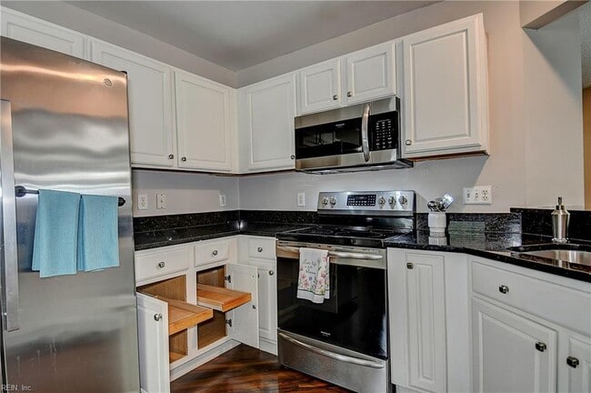 Building Photo - 2768 Mulberry Loop