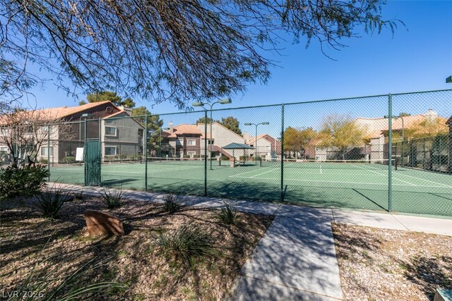 Building Photo - 5054 S Rainbow Blvd