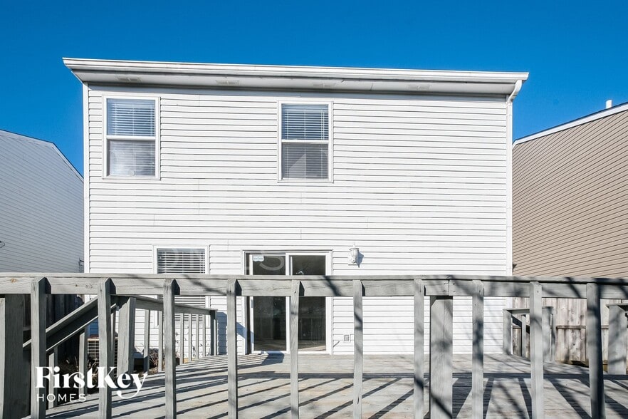 Building Photo - 6647 Stanhope Way
