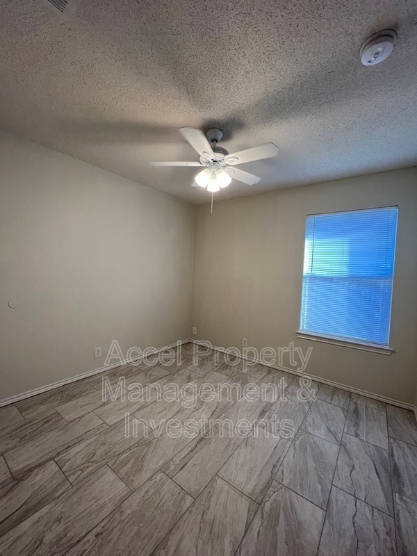 Building Photo - 5408 N 35th St