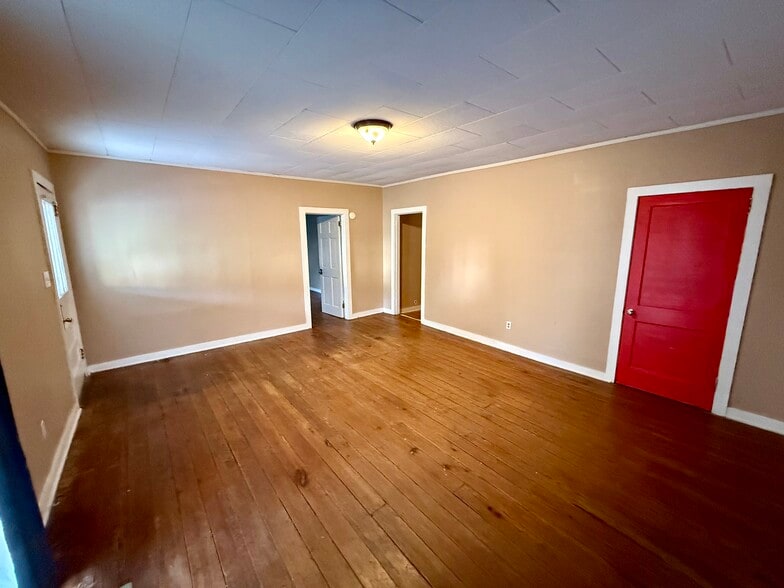 Building Photo - 340 N Elbert St