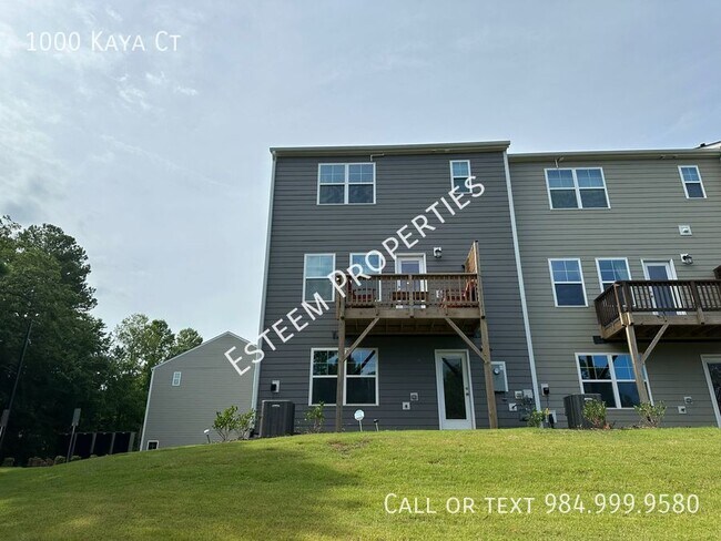 Building Photo - 1000 Kaya Ct