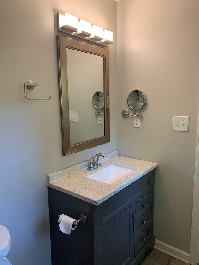 Building Photo - 5239 Ferry Creek Ln