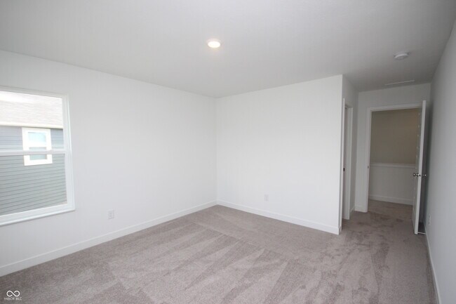 Building Photo - 7291 Standish Ln