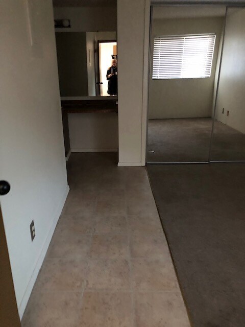 Building Photo - For Lease- Apartment- 6701 Eastridge #104