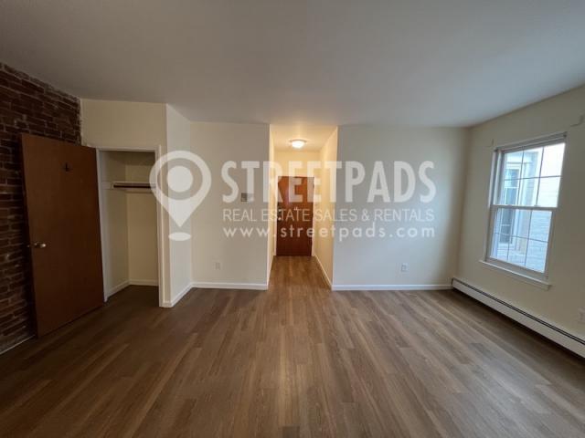 Building Photo - 1 bedroom in Boston MA 02130