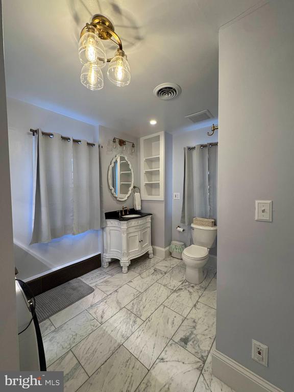 Building Photo - 1548 Weston Ln