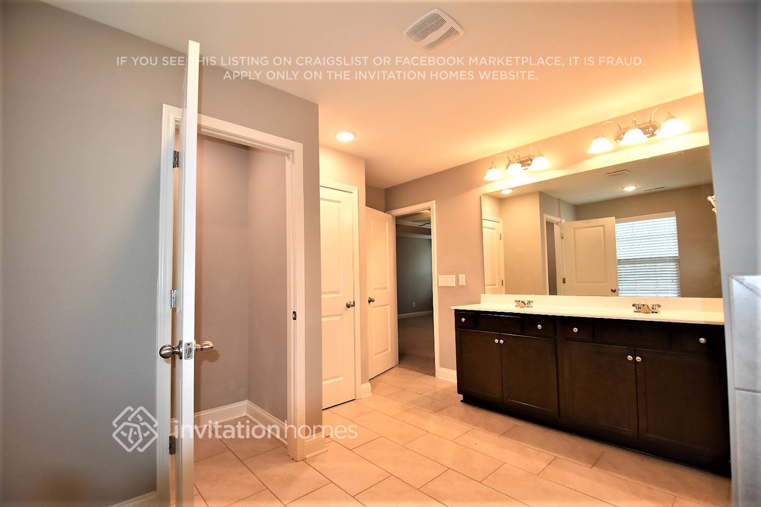 Building Photo - 5377 Roberta Crossing Dr