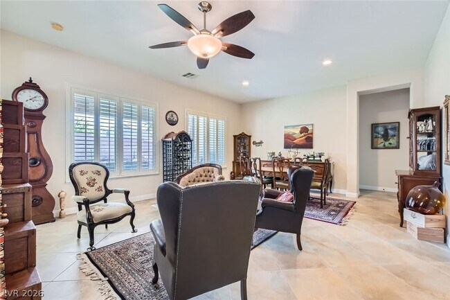 Building Photo - 7387 Preen St