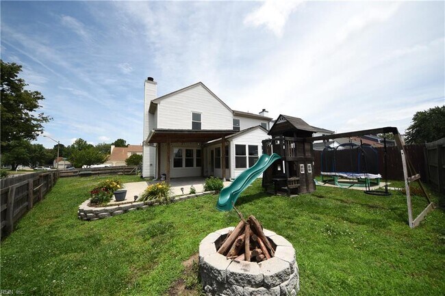 Building Photo - 1197 Dovetail Ct