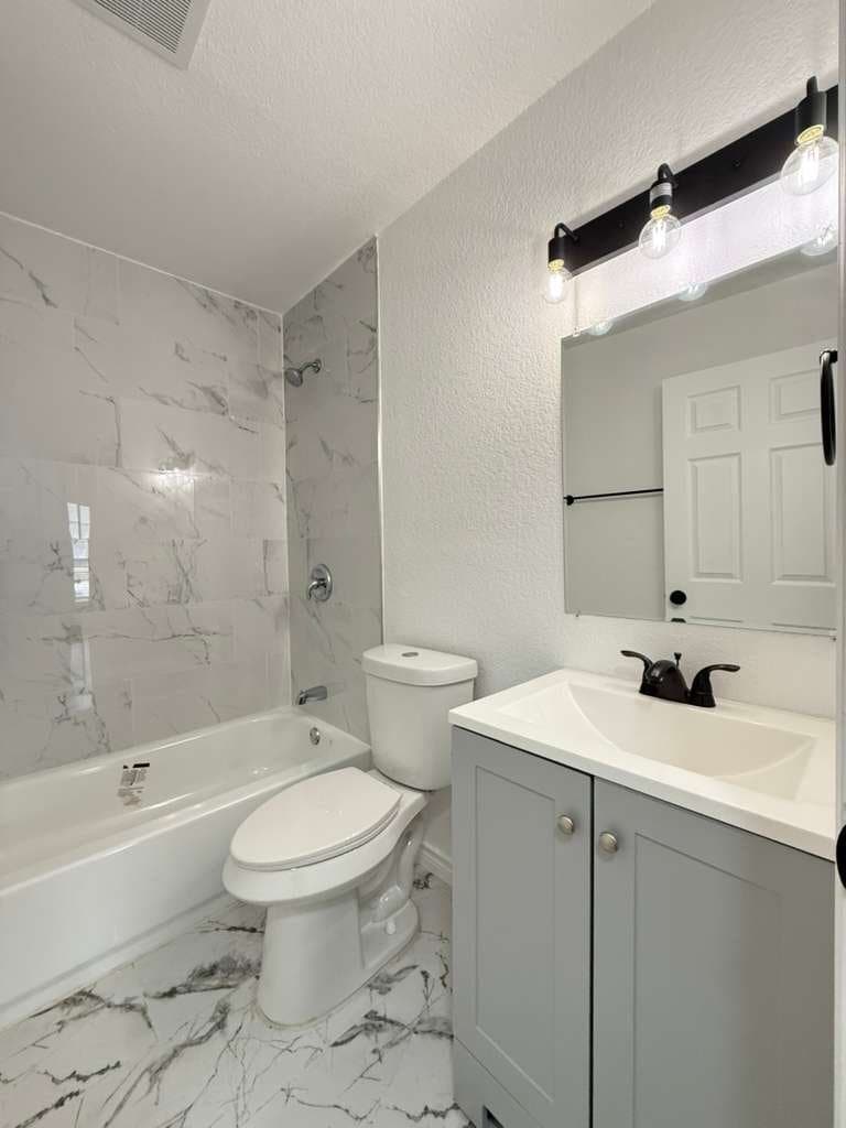 Building Photo - 5214 Charolais Dr