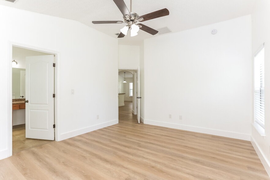 Building Photo - 2791 Wood Stork Trail