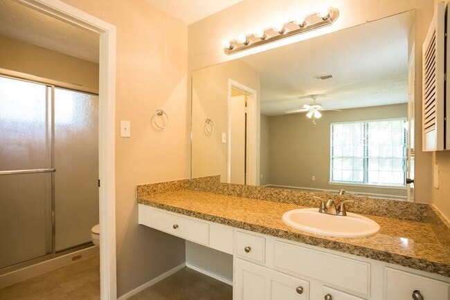 Building Photo - 7311 Skybright Ln