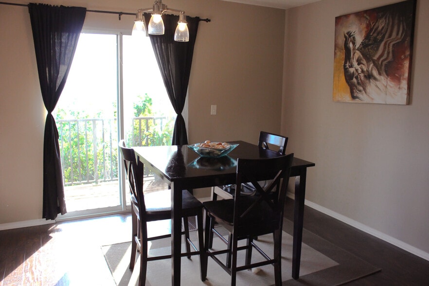 Building Photo - 4822 Tuscan Loon Drive