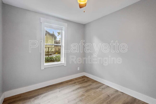 Building Photo - 3959 E Parses Rd